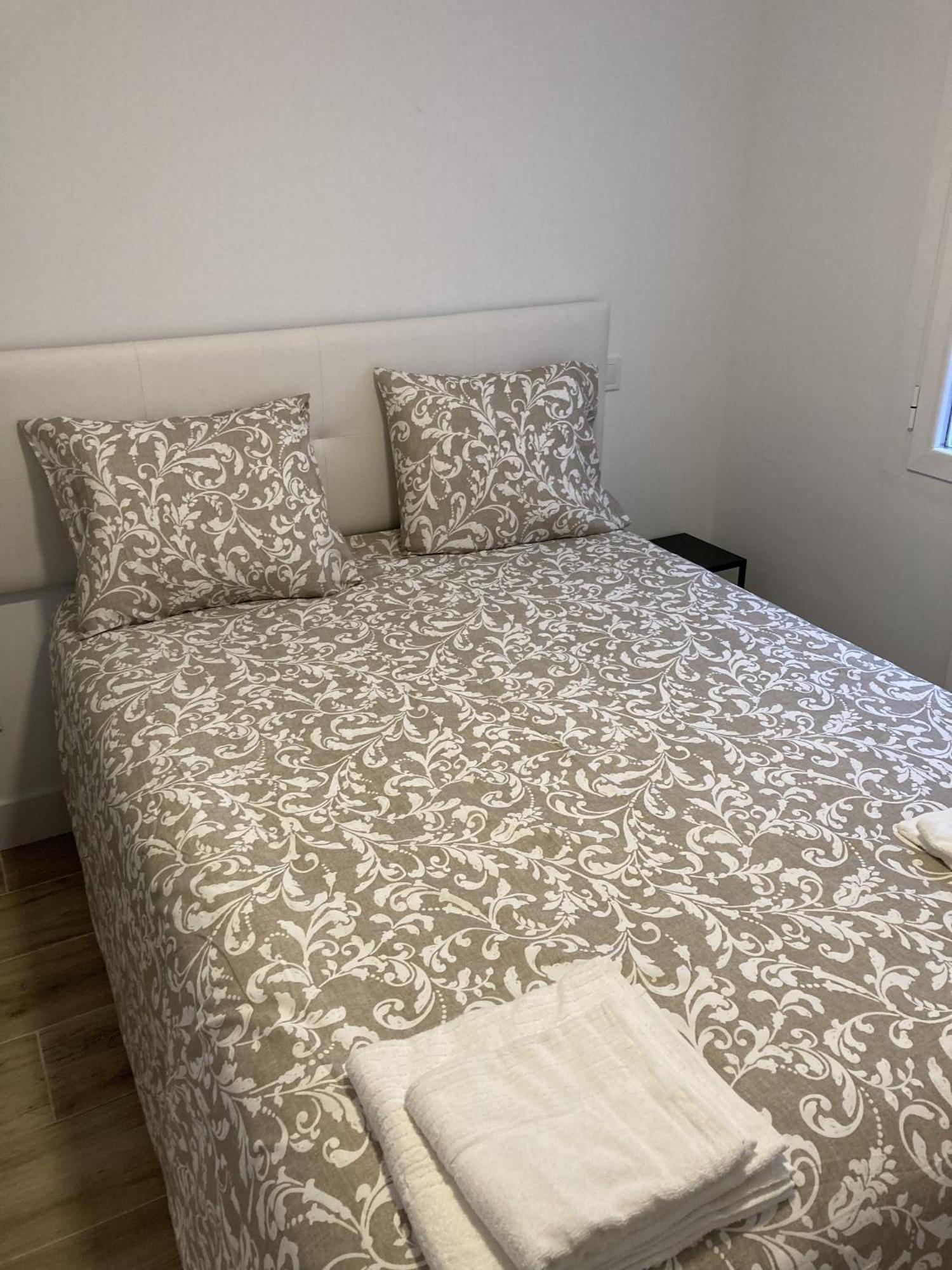 Plaza Castilla Apartments, Madrid