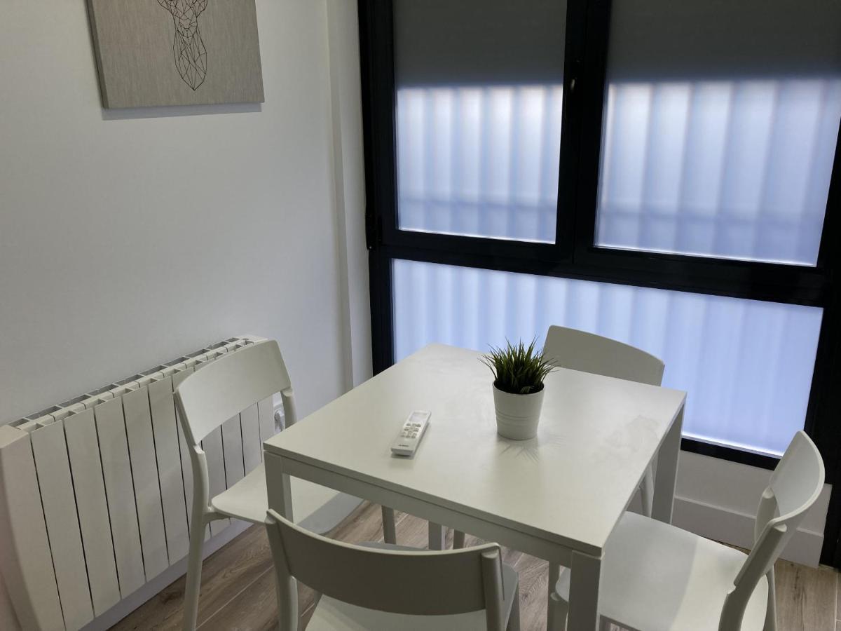 Plaza Castilla Apartments — Photos 2